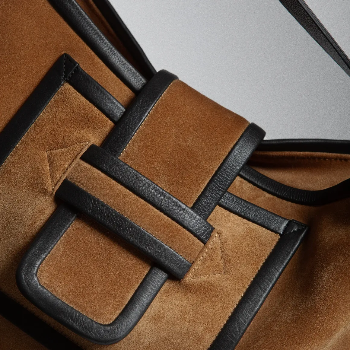 PIERRE HARDY ALPHA DAY TOTE Camel,black Online