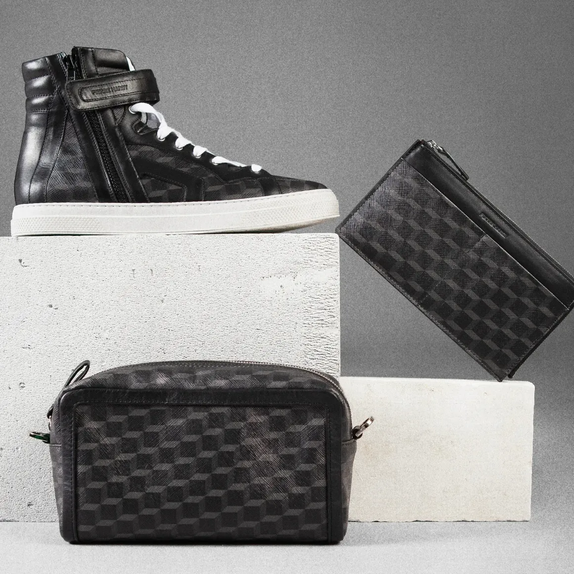 PIERRE HARDY 112 HIGH-TOP SNEAKERS Black Online