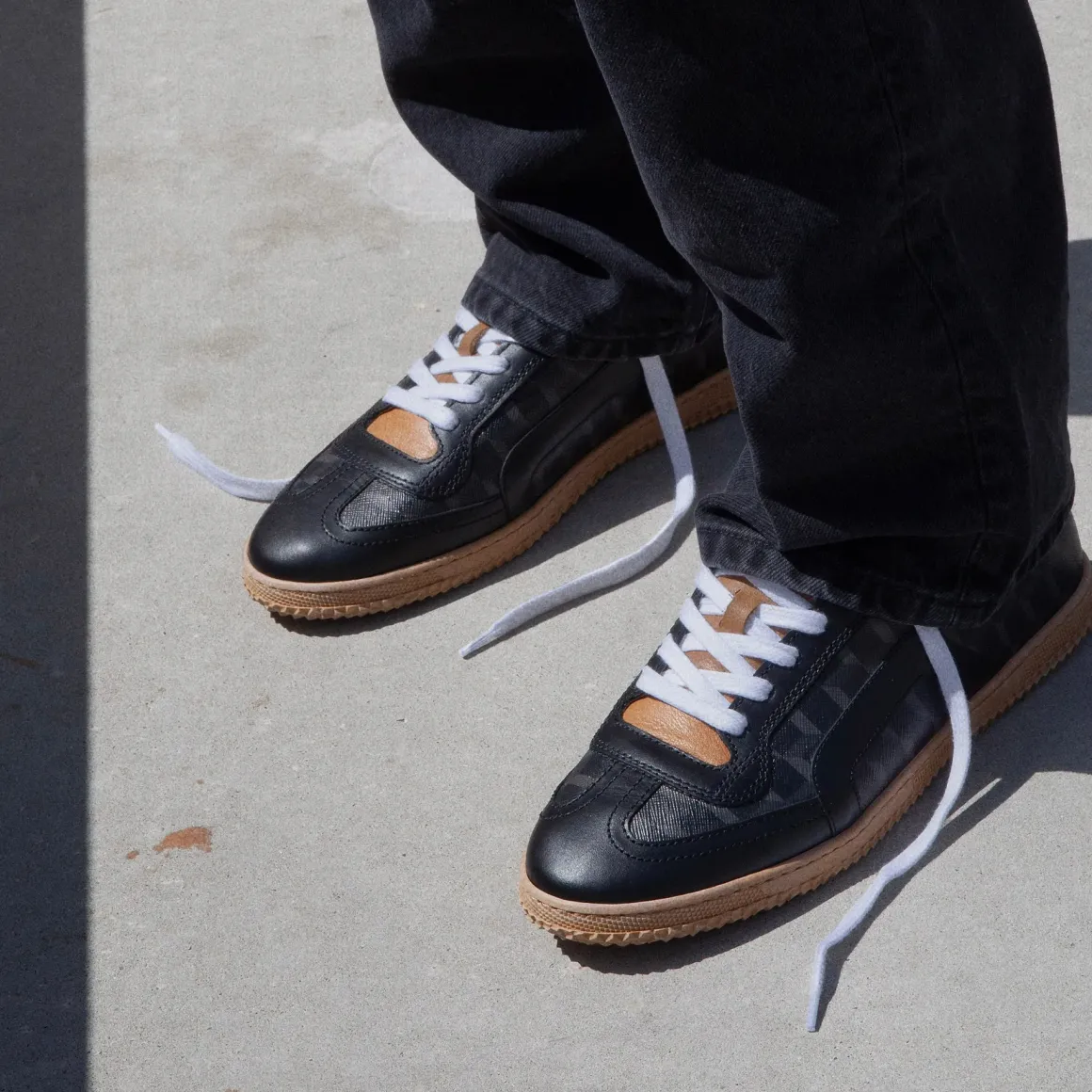 PIERRE HARDY START SNEAKERS Black Store