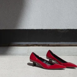 PIERRE HARDY STELLA PUMP Carminered Discount