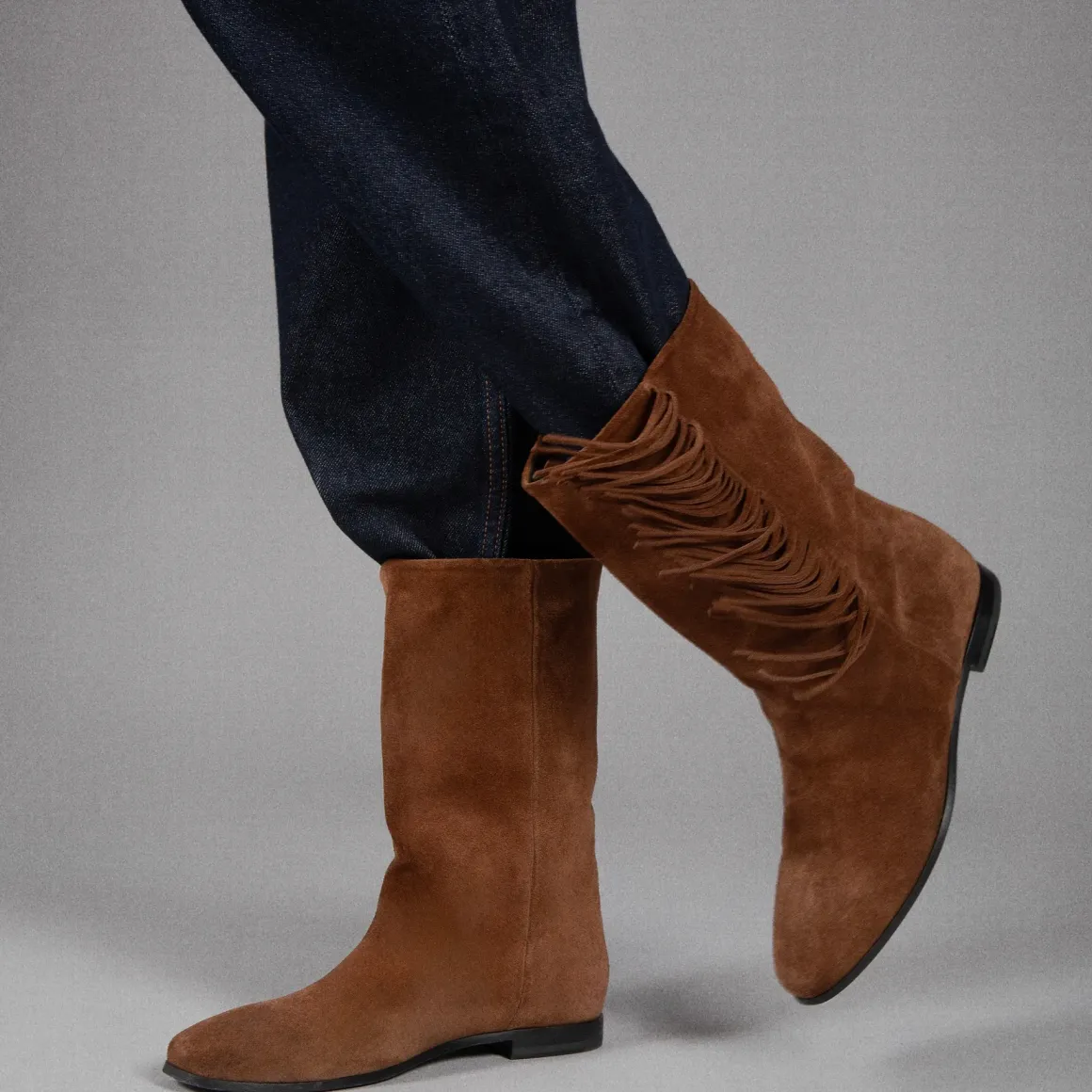 PIERRE HARDY TEXAS ROBYN ANKLE BOOTS Chocolate Shop